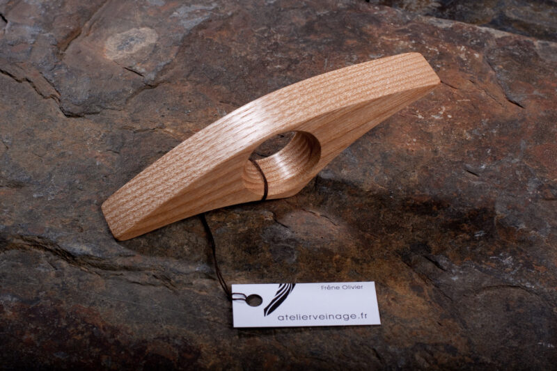 Bague de lecture en bois de Frêne - Création Atelier Veinage - Montpellier